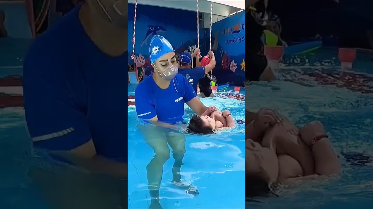 nadar en una piscina de ensueno