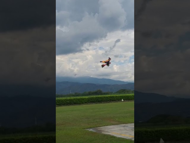 brujas volando en escoba una experiencia magica y misteriosa