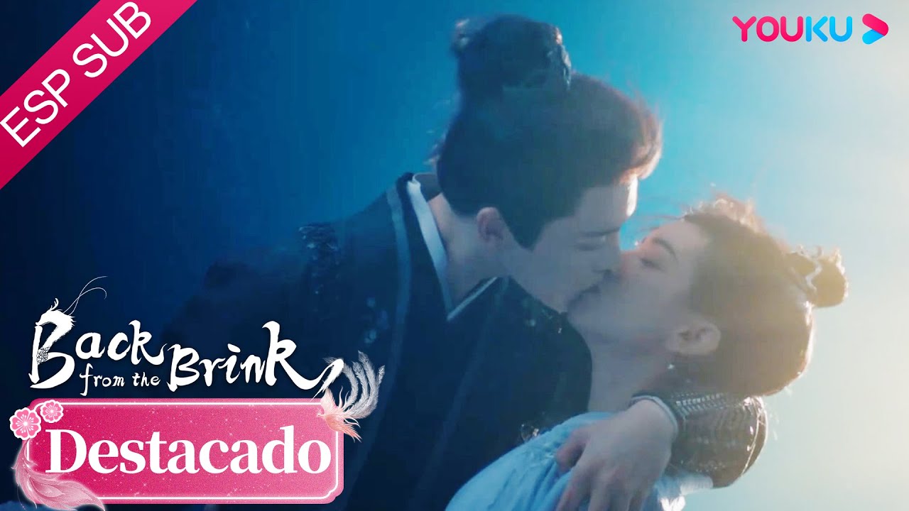 un beso bajo el agua una experiencia magica y profunda