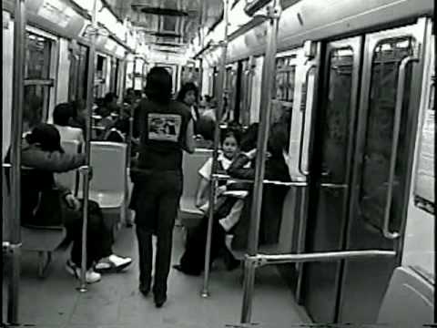 un ruido ensordecedor