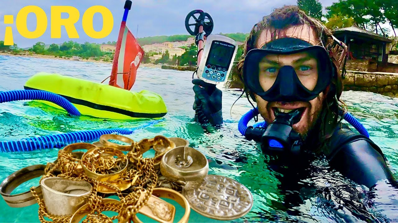 monedas bajo el agua una busqueda de riqueza sumergida