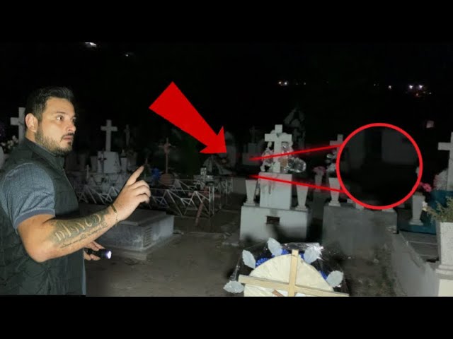 un cementerio de noche una experiencia inquietante y misteriosa 2