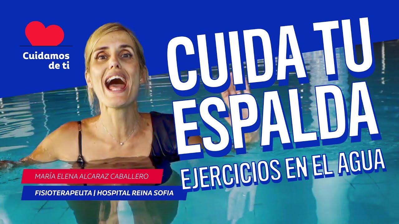 estar sumergido en agua hasta la cintura